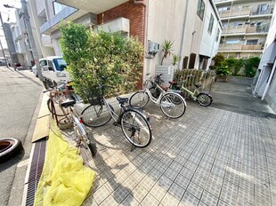 サンシャイン三津屋の物件外観写真